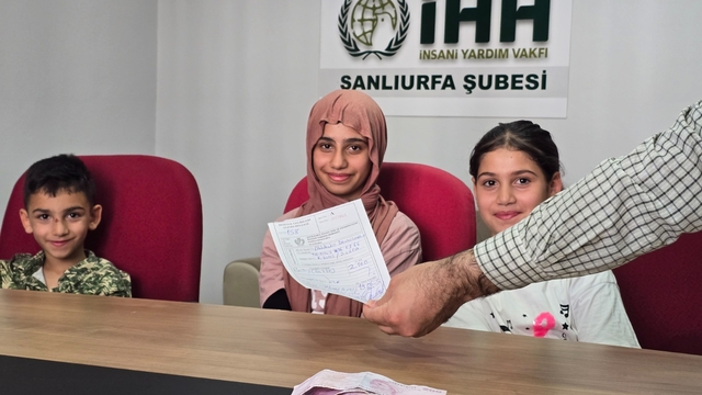 Şanlıurfalı üç kardeş bayram harçlıklarını Gazze için İHH'ya bağışladı