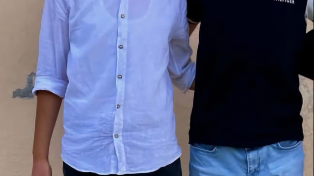 Yumurtalık'ta denize giren 2 kardeşten 1'i boğuldu