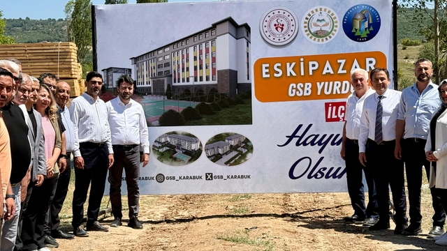 AK Parti Karabük heyeti, gençlik, spor ve sağlık yatırımlarını inceledi