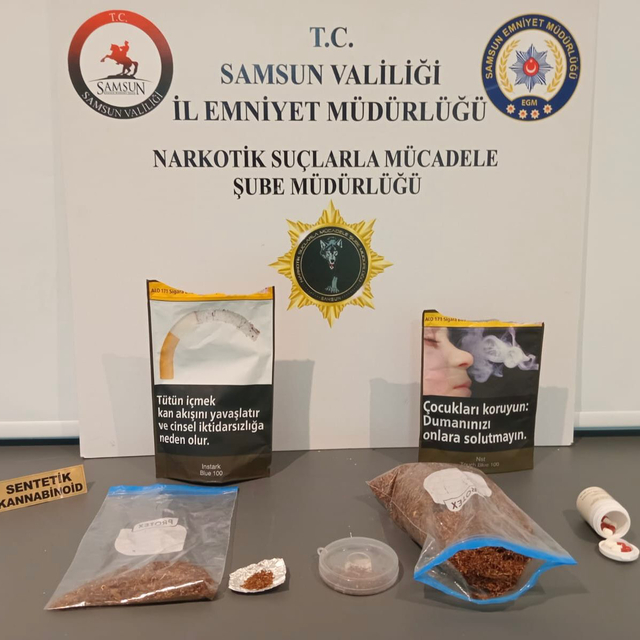 Samsun'da tütün paketinde uyuşturucu ele geçirildi