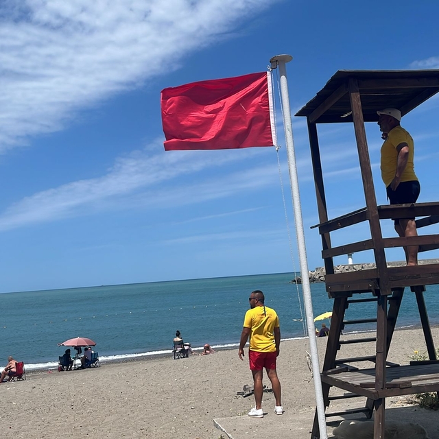 Zonguldak'ta rüzgar etkili oldu, Filyos'ta denize girmek yasaklandı
