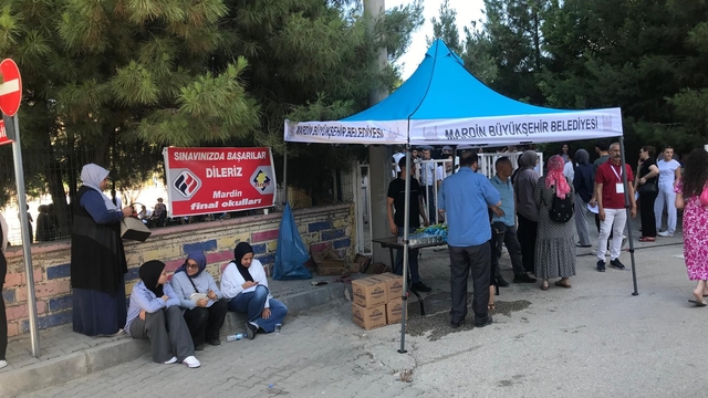 Mardin Büyükşehir Belediyesi'nden YKS'ye giren adaylara ve ailelerine destek