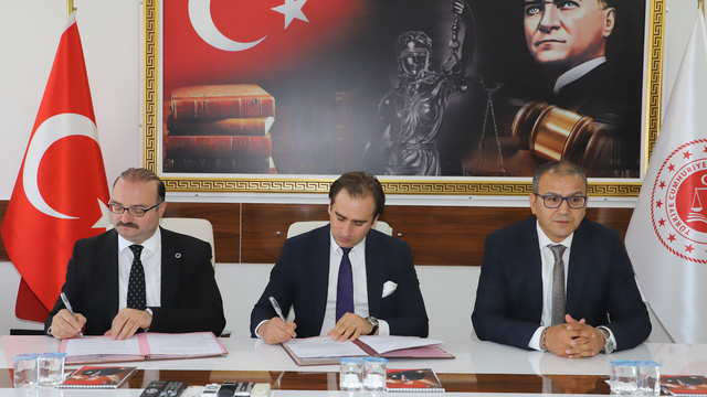 Erzurum'da denetimli serbestlikte Atatürk Üniversitesiyle işbirliği protokolü imzalandı