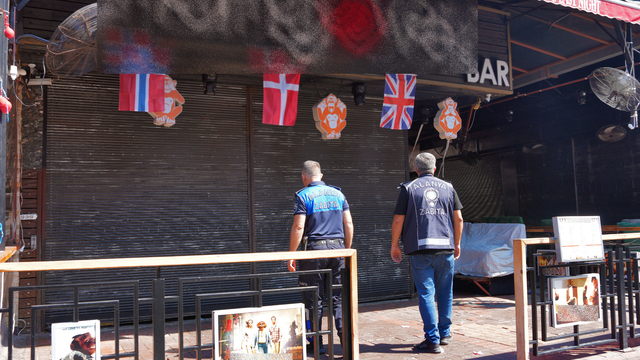 Alanya'da 'adaba aykırı eylemler yapılan' bar mühürlendi