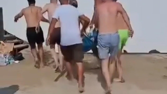 Kuşadası'nda denize giren 2 kişi boğuldu