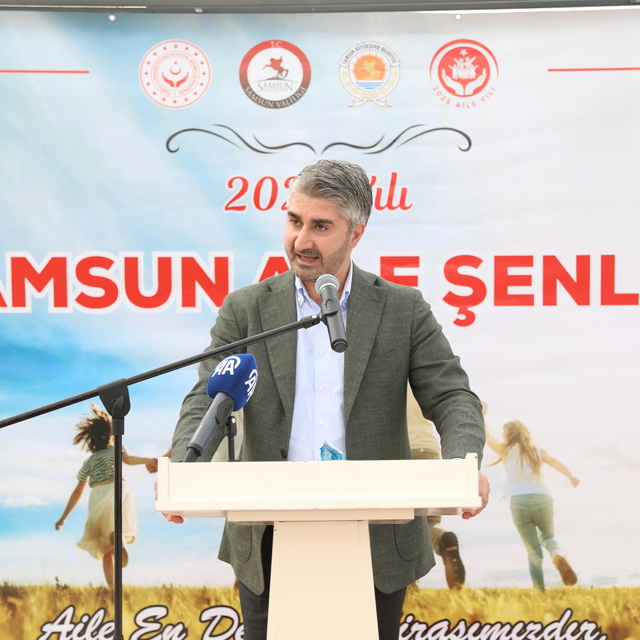 Bakan Yardımcısı Tarıkdaroğlu, Samsun'da "Aile Yılı" kapsamında ailelerle b...