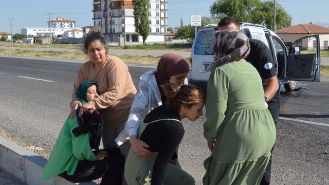 YKS'ye giderken kaza yaptılar: 1 ölü, 3 ağır 10 yaralı