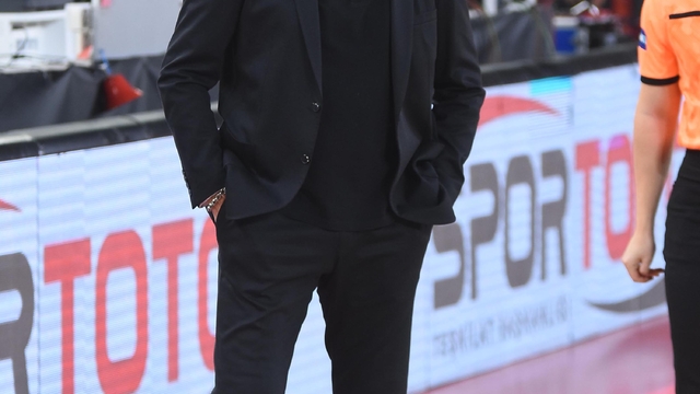 Eski Karşıyakalı Sarıca, resmen Erokspor'da