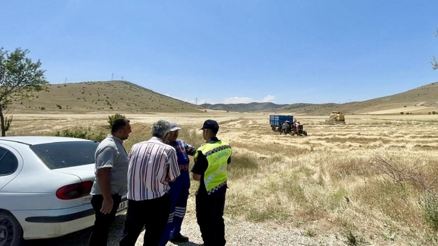 Kırşehir'de jandarma vatandaşları anız ve örtü yangınlarına karşı uyardı