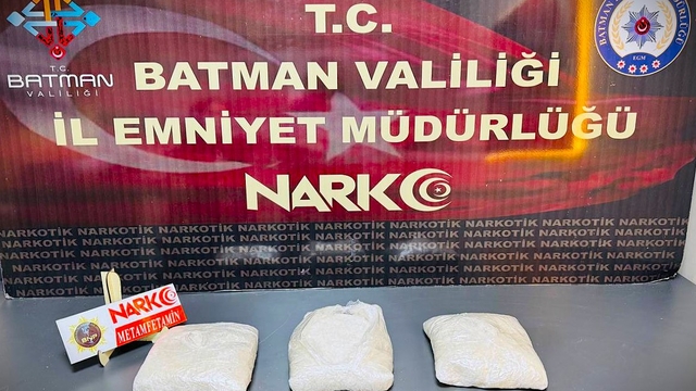 Batman'da çantasında uyuşturucu bulunan şüpheli tutuklandı