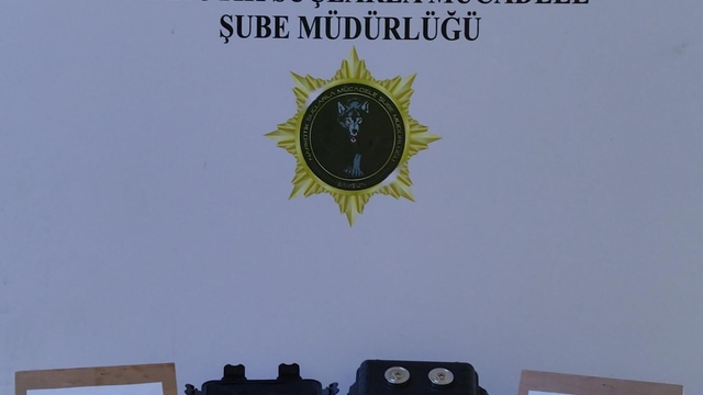 Aracın motoruna gizlenen uyuşturucu "Çakır"ın hassas burnundan kaçmadı