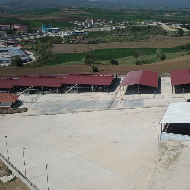 Havza'da canlı hayvan pazarı kapatıldı