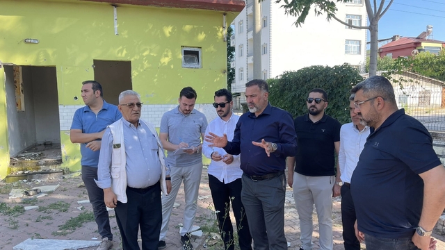 Kovancılar'da park yenileme çalışmaları