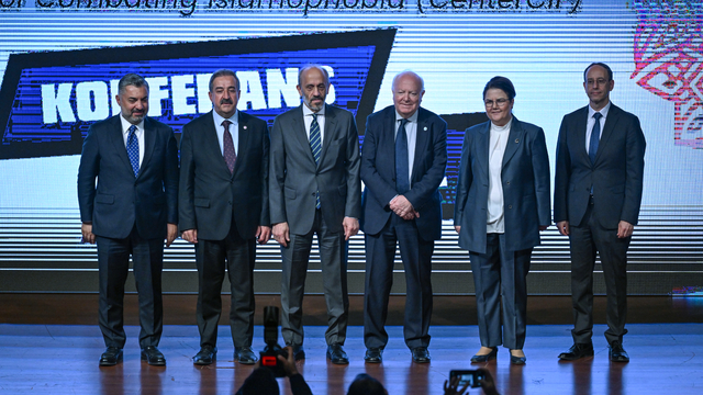 BM İslamofobi ile Mücadele Özel Temsilcisi Moratinos, "Dünyada Yükselen İslamofobi Tehlikesi" Konferansı'nda konuştu: