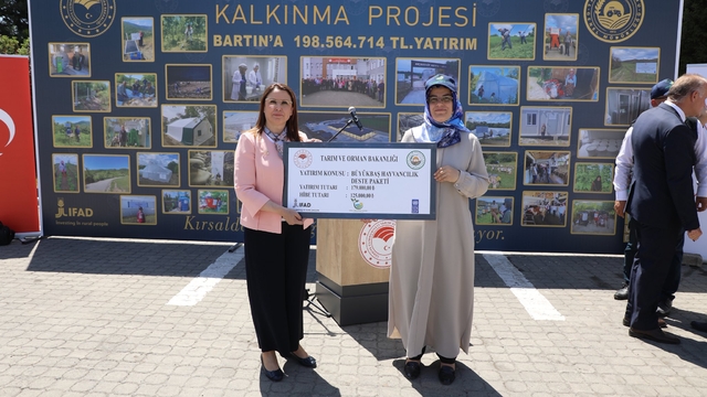 Bartın'da makine ve ekipman dağıtım töreni düzenlendi