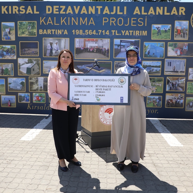 Bartın'da makine ve ekipman dağıtım töreni düzenlendi