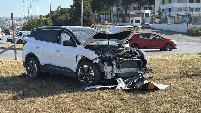 Samsun'da cip ile otomobilin çarpıştığı kazada 4 kişi yaralandı