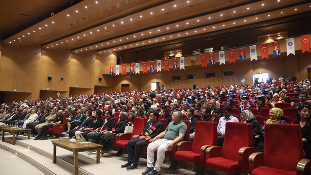 Kahramanmaraş Sütçü İmam Üniversitesi'nde mezuniyet töreni düzenlendi