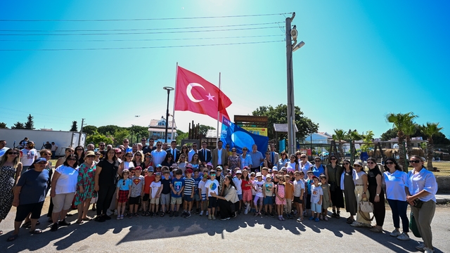 Çanakkale'de 3 plajda "Mavi Bayrak" yeniden kazanıldı