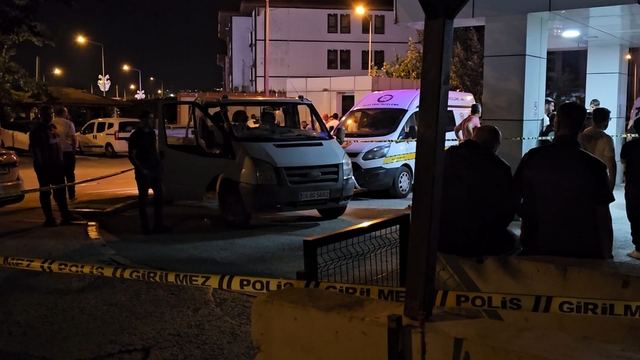 Sakarya'da hastane bahçesinde silahla vurulan kişi öldü