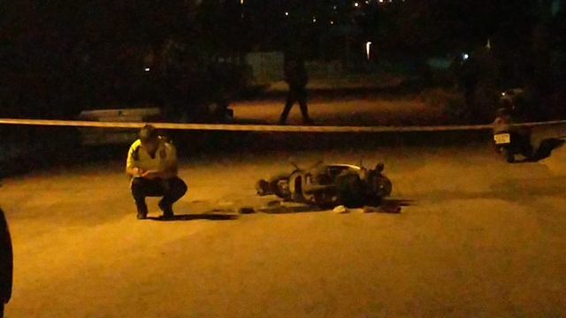 Kocaeli'de otomobilin çarptığı motosikletteki baba öldü, oğlu ağır yaralandı