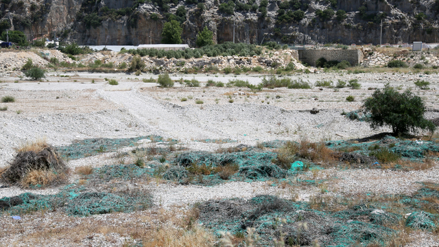 Demre Çayı'nda 'sera atığı' tehdidi