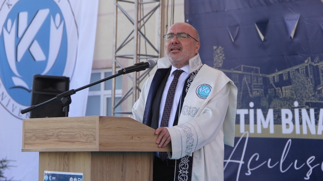 İncesu Sağlık Hizmetleri Meslek Yüksekokulunda mezuniyet töreni düzenlendi