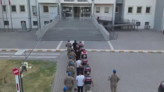 Şanlıurfa merkezli 5 ilde dolandırıcılık operasyonu; 4 tutuklama