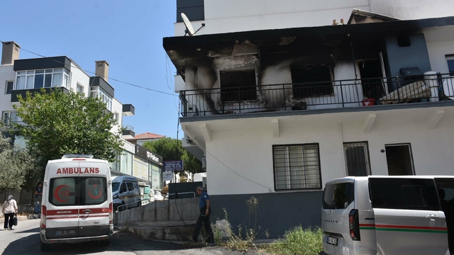 Evinde çıkan yangında öldü