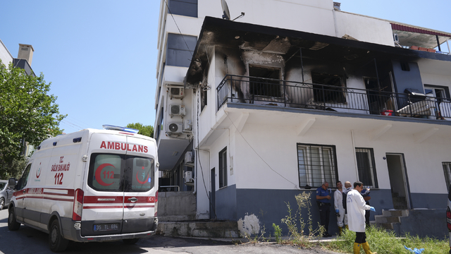İzmir'de KOAH hastası kadın evinde çıkan yangında öldü