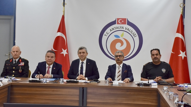 Antalya'da "Turizm Güvenliği Toplantısı" gerçekleştirildi