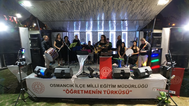 "Öğretmenin Türküsü" konseri Osmancık'ta ilgi gördü