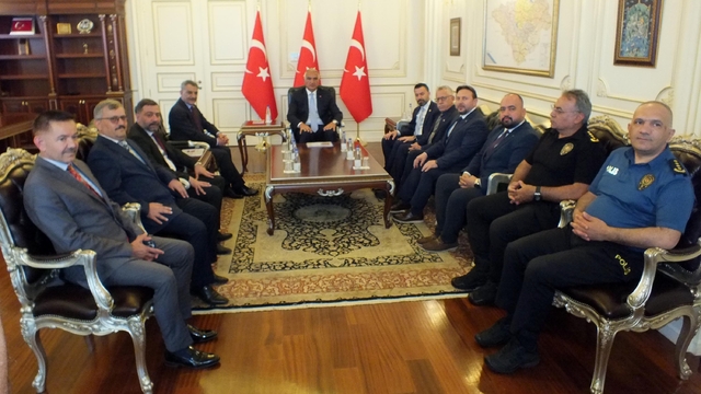 Bakan Ersoy, Yozgat'ta belediye başkanları ile toplantı yaptı