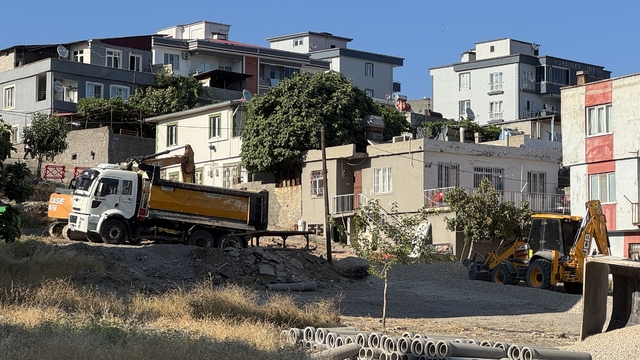 Kahramanmaraş'ta altyapı çalışmalarında delinen doğal gaz borusundan sızan gazdan 7 kişi etkilendi