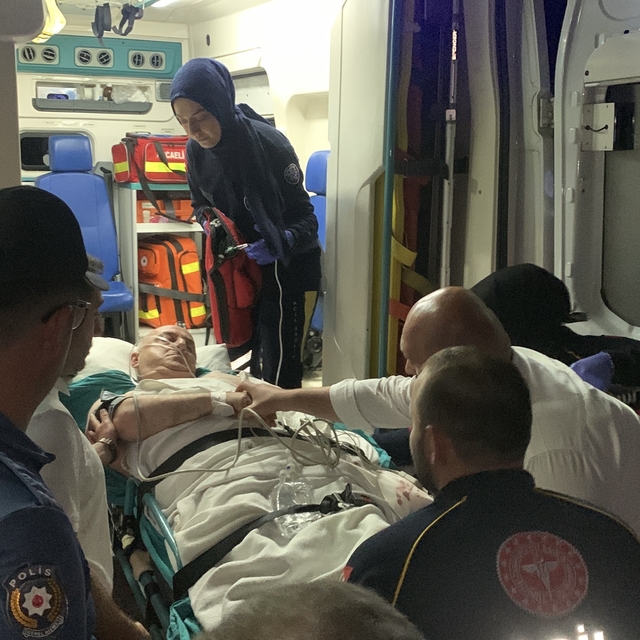 Zabıta memuru intihar etti, seken kurşunla belediye başkanı da yaralandı (3...