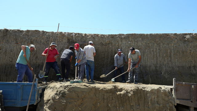 Magnesia Antik Kenti'nin en büyük meydanı gün ışığına kavuşuyor
