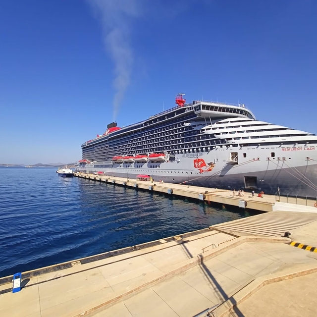 Bodrum'a "Resilient Lady" kruvaziyeriyle 2 bin 556 yolcu geldi