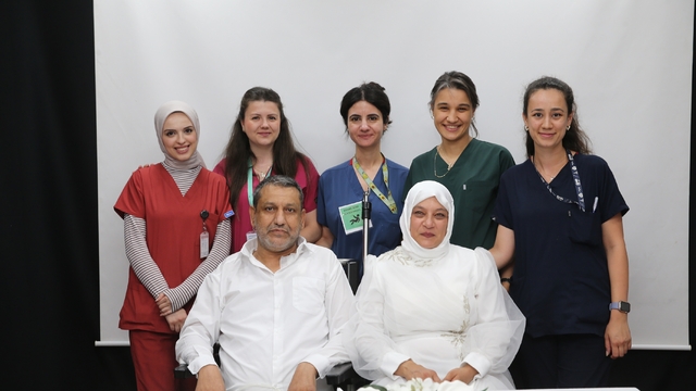 Bursa'da kanser tedavisi gören kişi tedavi gördüğü hastanede evlendi