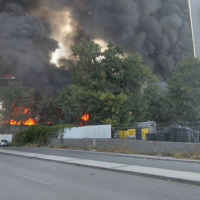 İzmir'deki yangında itfaiye raporu; 'mercek etkisi' şüphesi