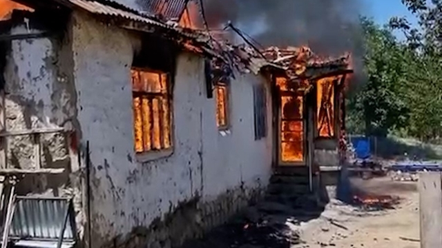 Amasya'da müstakil ev yangında küle döndü