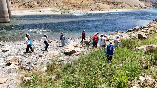 Dargeçit'te çöp toplama etkinliği gerçekleştirildi
