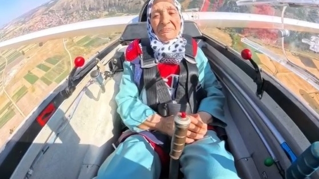 Bilecik'te huzurevinde kalan 83 yaşındaki kadının uçma hayali gerçeğe dönüştü