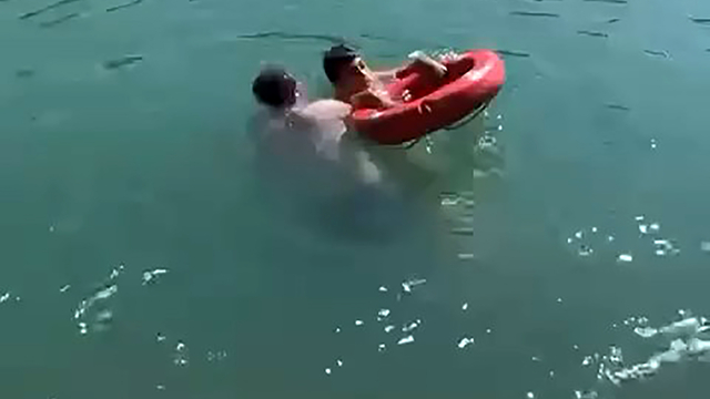 Sulama kanalına düşen Ayaz'ı kurtarmak isteyen dayısı boğuldu