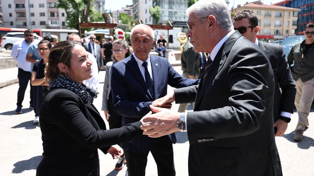 İYİ Parti Genel Başkanı Dervişoğlu, Adana Milletvekili Taş'ın dayısı Günler'in cenazesine katıldı