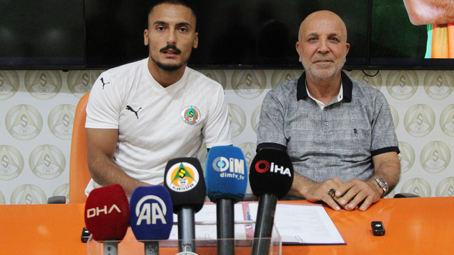 Alanyaspor, İbrahim Kaya ile 4 yıllık sözleşme imzaladı
