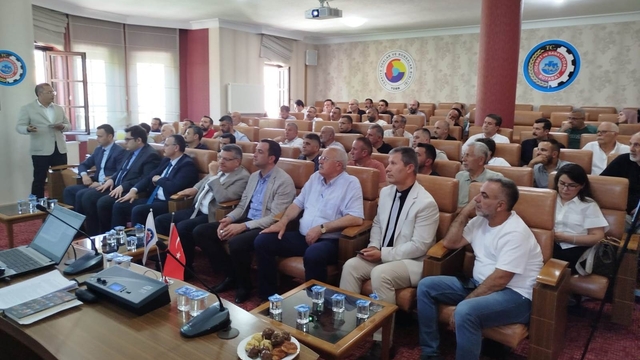 Boyabat'ta "Yeni Yatırım Teşvik Sistemi Bilgilendirme Toplantısı" yapıldı
