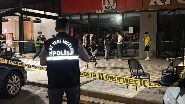 Kocaeli'de silahlı saldırıya uğrayan genç yaralandı