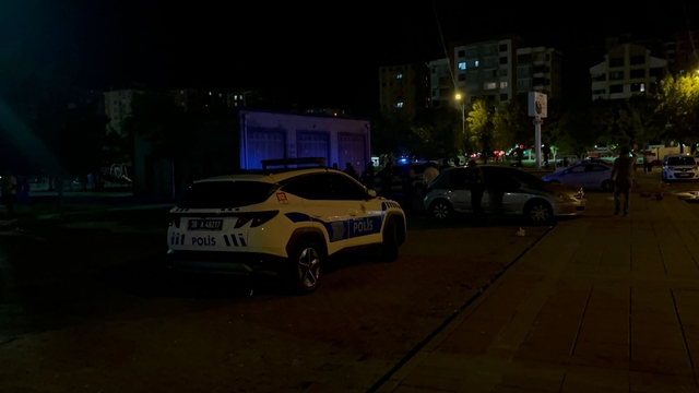 16 yaşındaki kız, 17 yaşındaki kızı bıçakladı