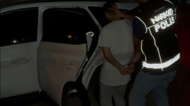 Sosyal medyadan uyuşturucuyu özendiren şüpheli gözaltına alındı