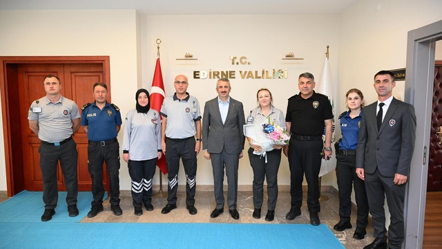 Edirne Valisi Sezer, özel güvenlik görevlilerini kabul etti
